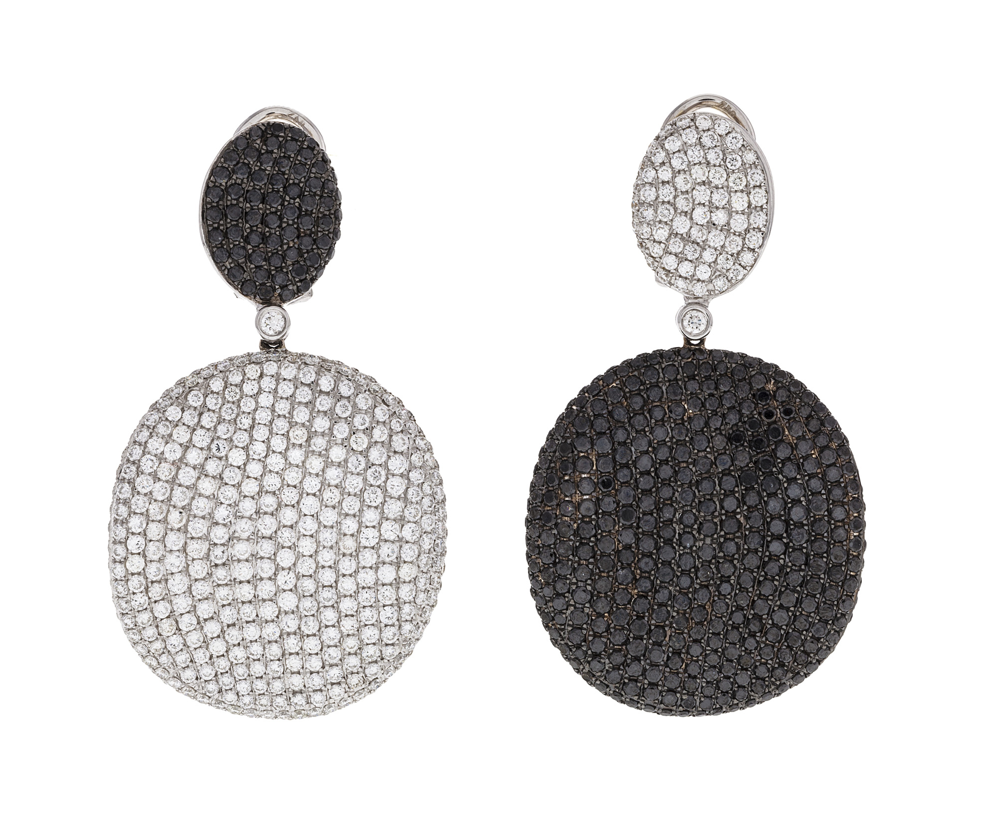 Gavello, paire de pendants d'oreilles en or gris 750