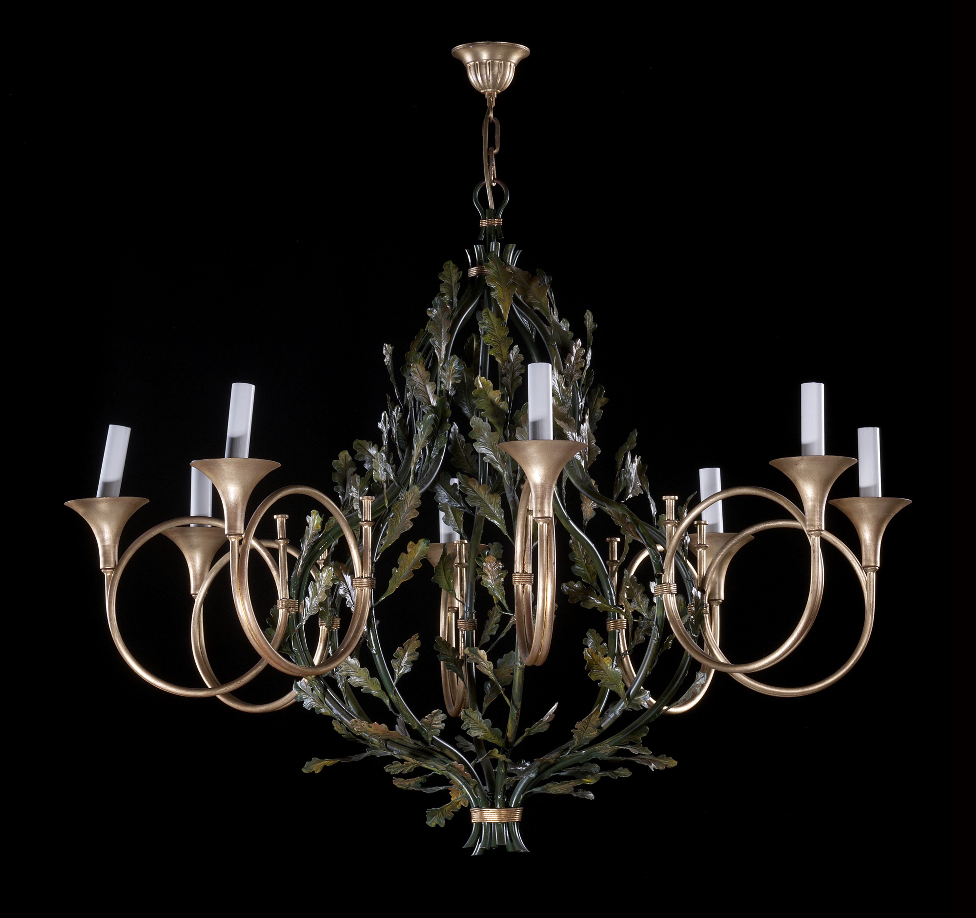 Lustre en métal peint à huit bras de lumière en… | Piguet